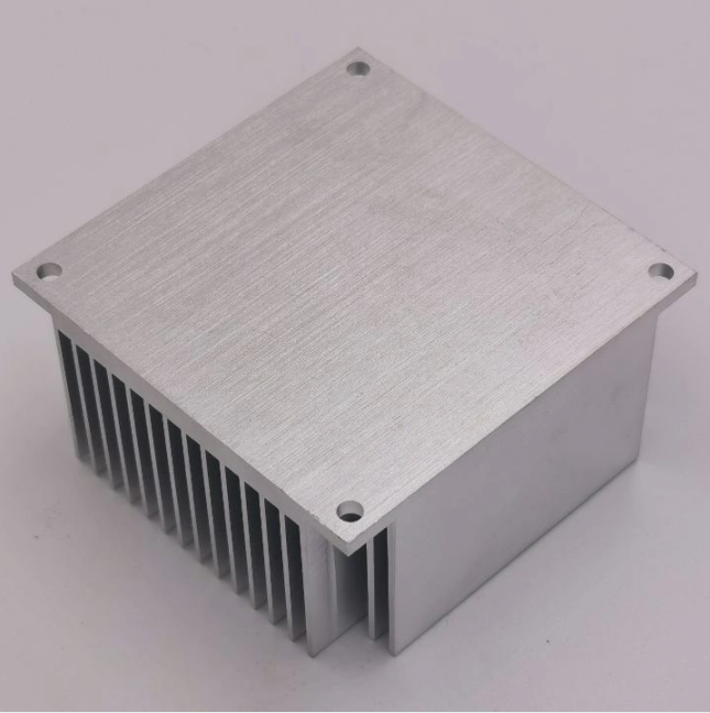 Alto calor disipación de aluminio disipador de calor perfil CNC Procesamiento