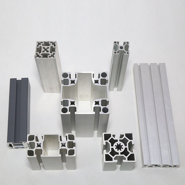 Línea industrial de ensamblaje de perfil de extrusión de ranura en T de aluminio